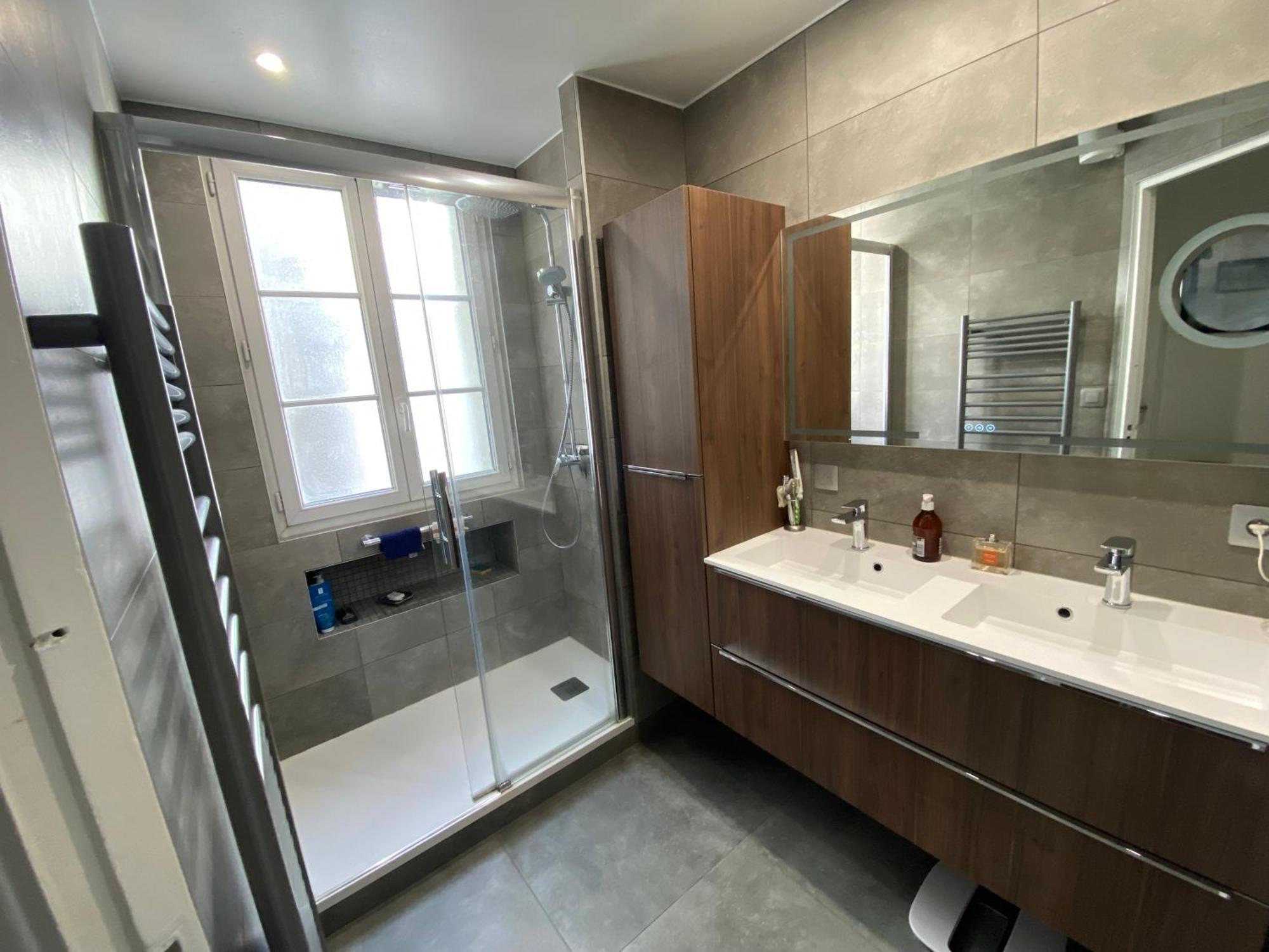 Maison Auguste Paris Cameră foto